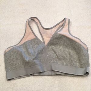 Danskin Now gray pink athletic bra 36 stretch hook
